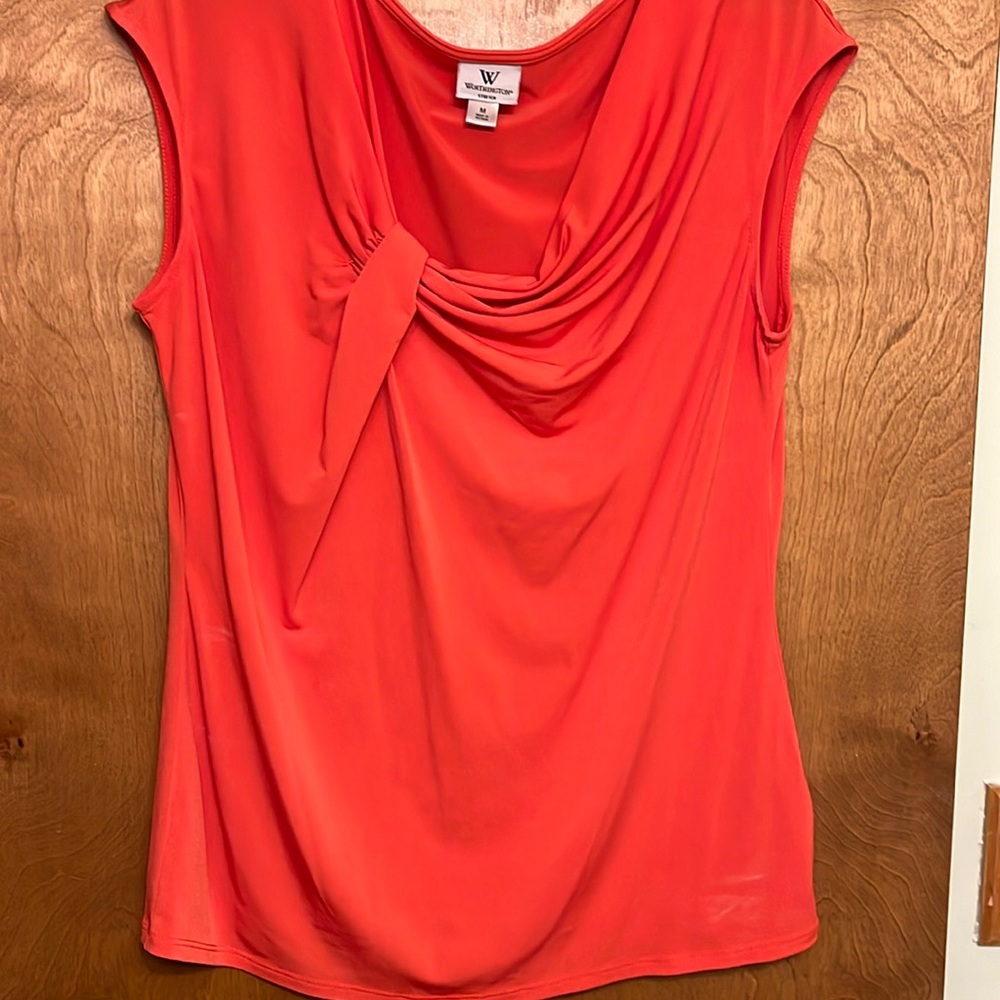 Sleeveless blouse!